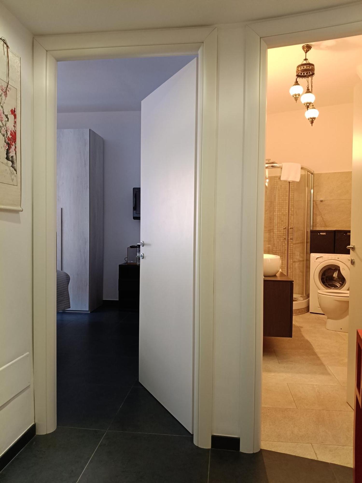 Apartment Un Angolo Di Oriente A Due Passi Da San Pietro